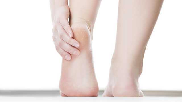 How To Remove Cracked Heels