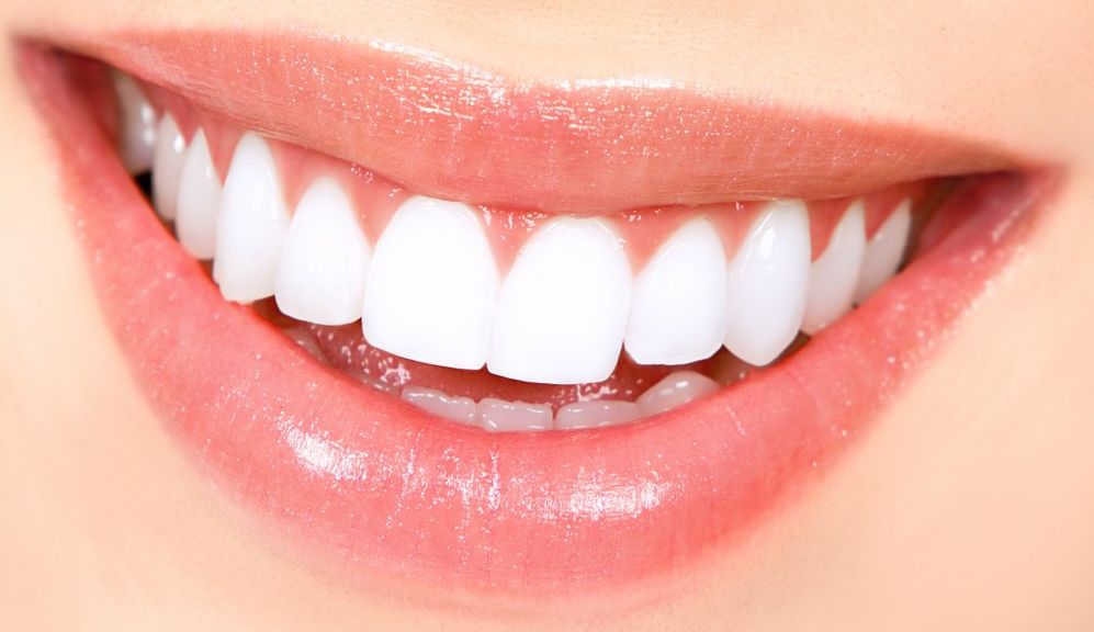 Tips To Keep Teeth Healthy and Strong