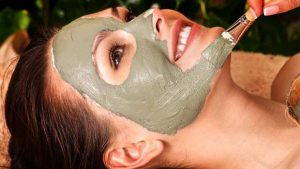 Exfoliating Face Pack Of Multani Mitti And Rose Water For Oily Skin